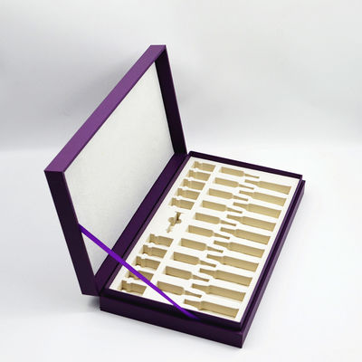 acheter Boîte cosmétique Kit With Customized Cutouts rigide EVA Inlay de carton de beauté de peau de CCNB online manufacture