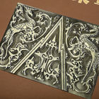 Le cuir a enveloppé l'épine ronde en bois de boîte-cadeau de luxe avec le logo en métal 3D