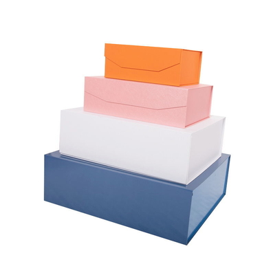 L'industrie de l'impression et de l'emballage des boîtes Essayez des boîtes cadeaux en carton pliant de couleur avec un design personnalisable