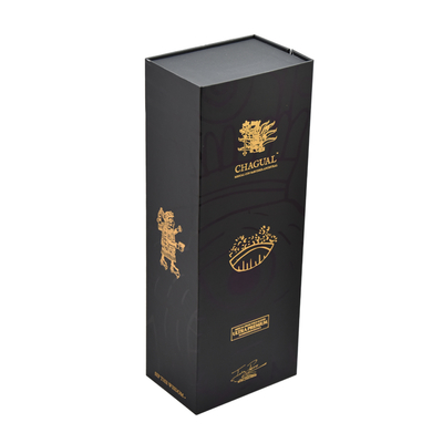 Cas de présentation de la bouteille de vin avec logo personnalisé